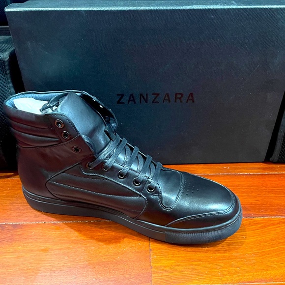 Zanzara Easy Black Sneaker FORB never worn (size 9.5 US). Cut a little big - Picture 4 of 7